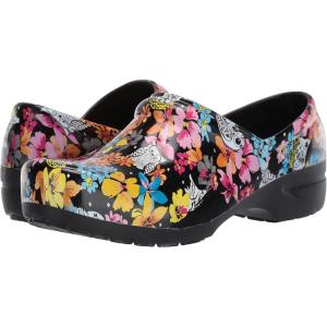imageAnywear SR Angel Nursing Clogs  NonSlip Work Shoes for Women amp Men  SlipResistant Cushioned Nursing ShoesFine Feathered Friends